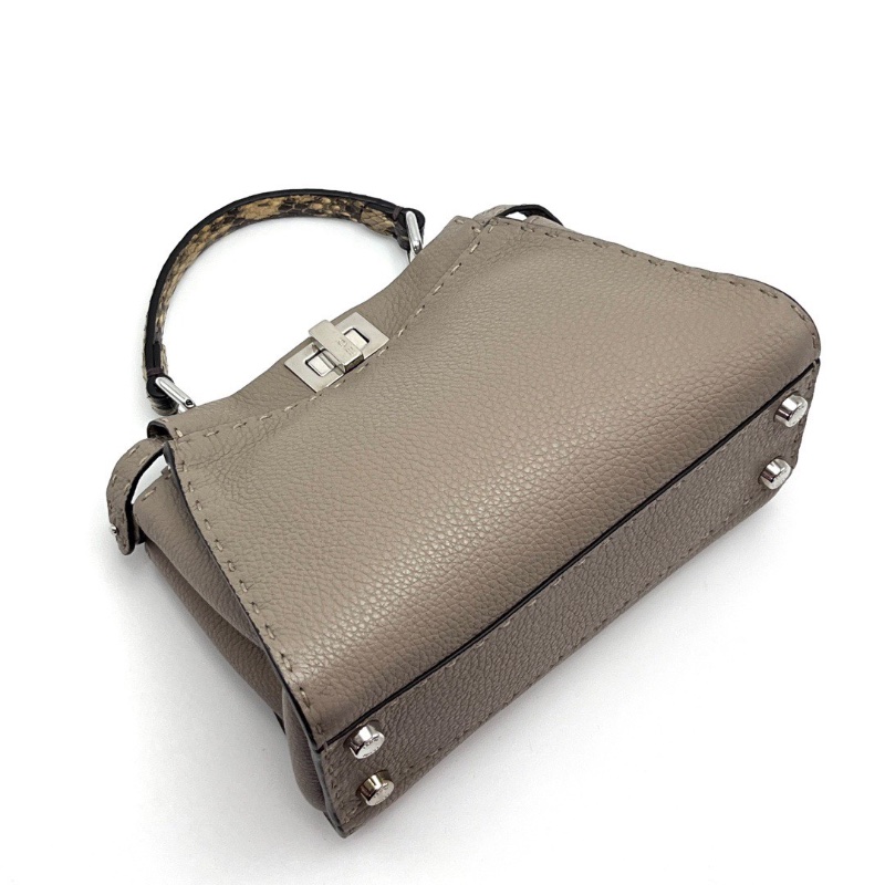 FENDI 蛇皮手柄 Peekaboo小號手提斜背包23*16*13 98新配件塵袋-3