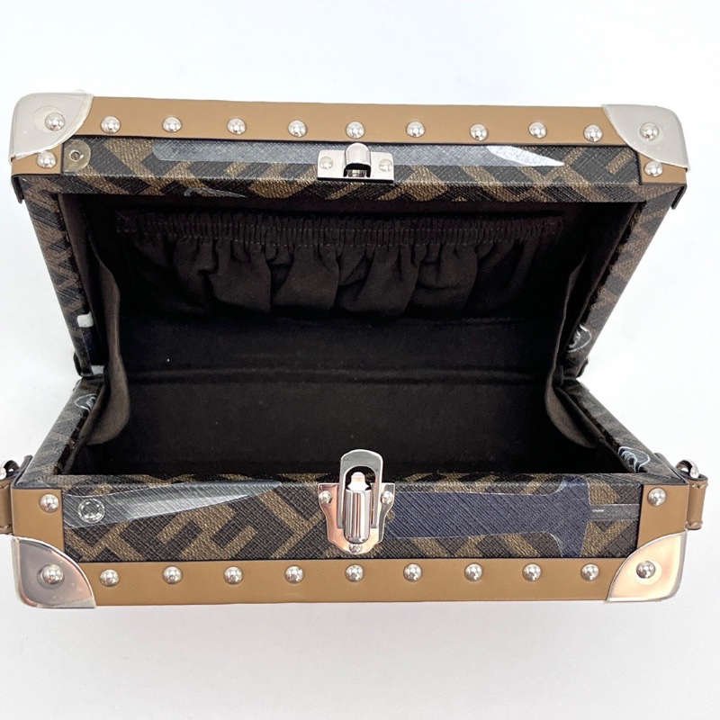 FENDI 24款工具人系列重工盒子包 19.5*13.5*6.5 全新閒置配件塵袋-2