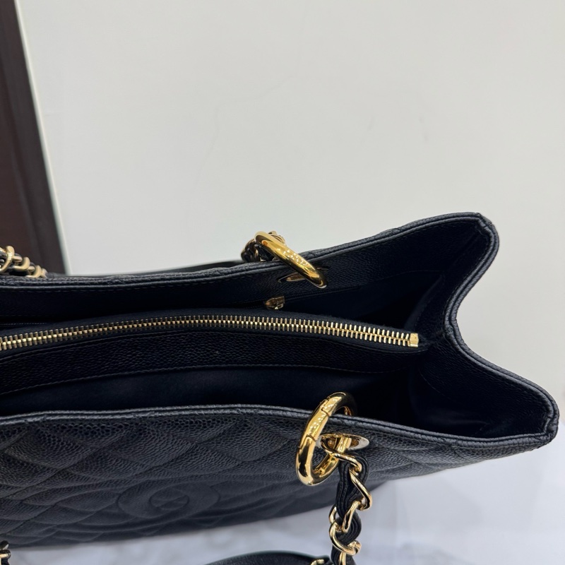 JK國際二手精品✨Chanel GST荔枝托特包-12