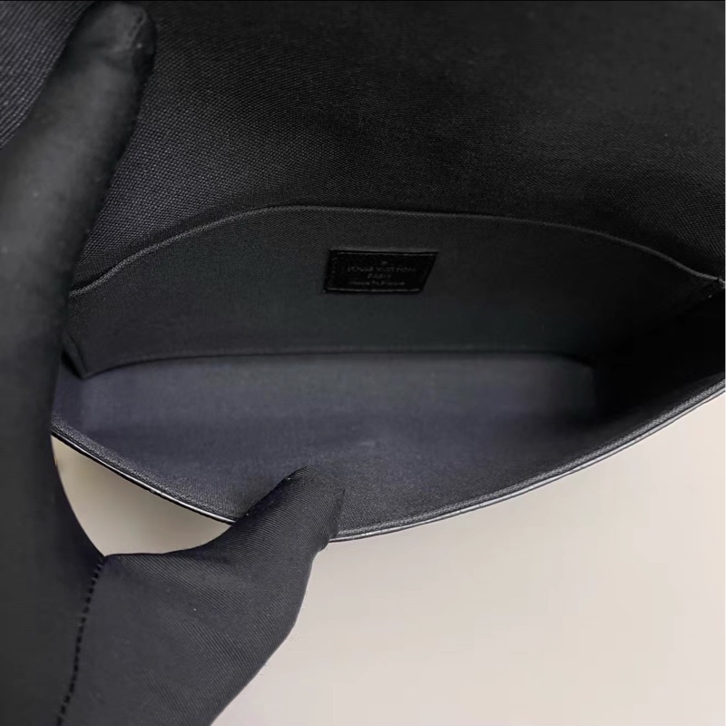 氣質百搭款🖤超低價😍LV路易威登黑色壓紋全皮三合一手提包鏈條包-10