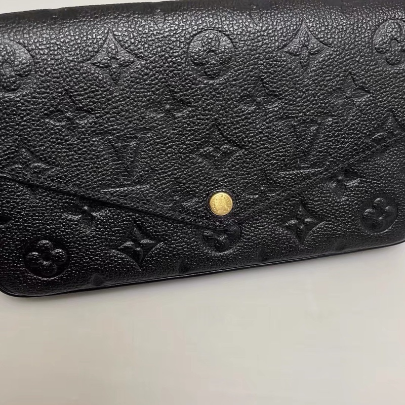 氣質百搭款🖤超低價😍LV路易威登黑色壓紋全皮三合一手提包鏈條包-11