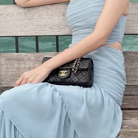 夢中情包💖熱門款🔥Chanel黑金羊皮金球cf大Mini手提包單肩斜挎包-9