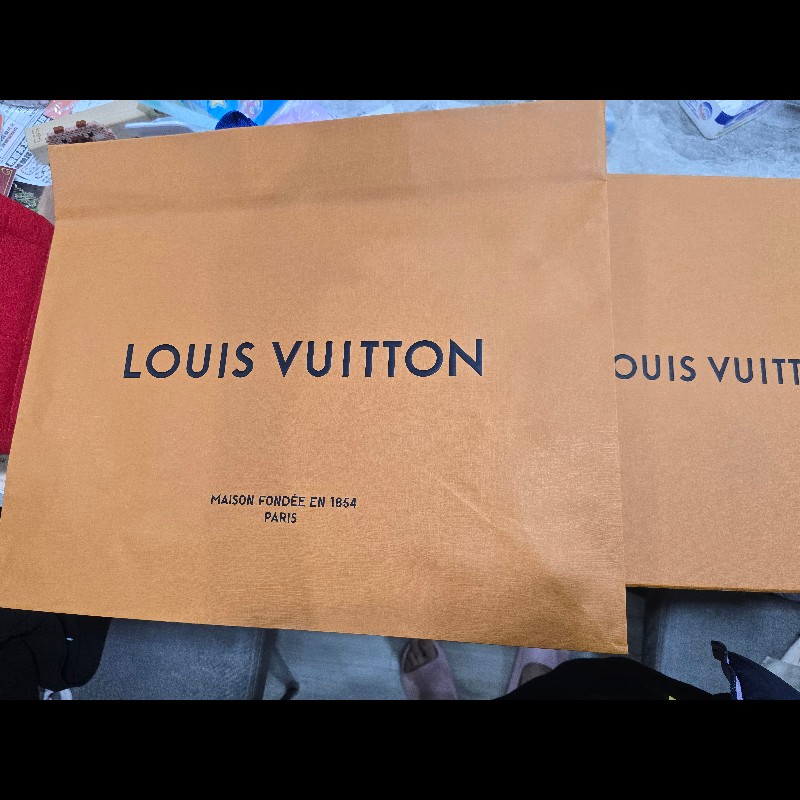 TO SANDY --LV 盒子-0