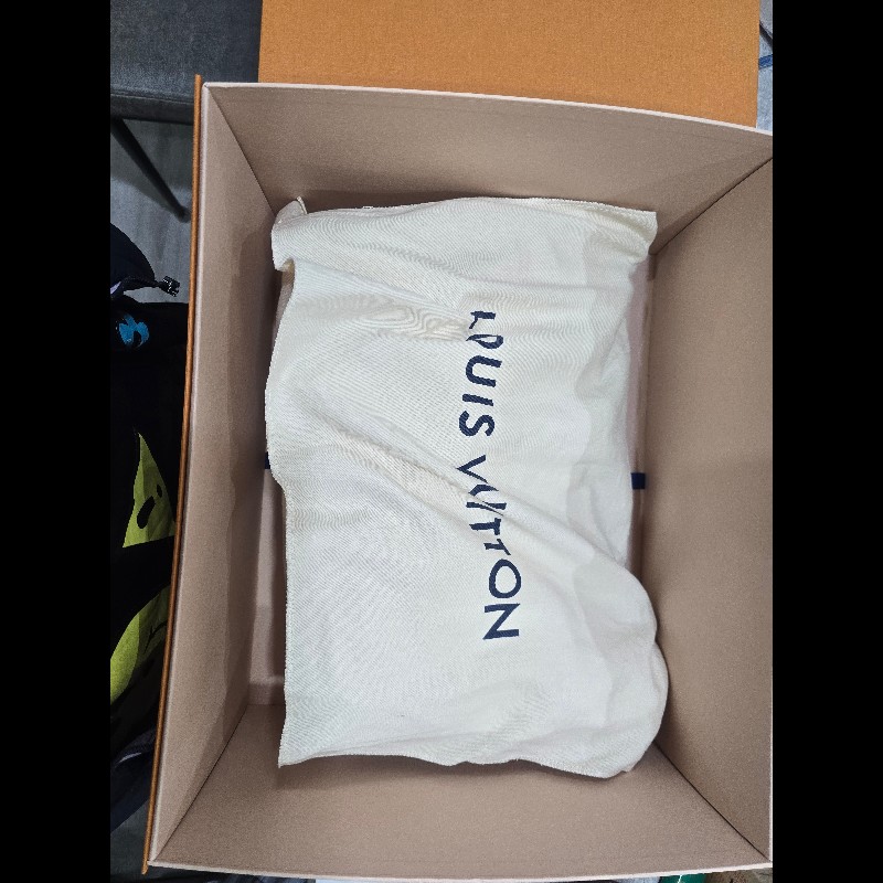 TO SANDY --LV 盒子-1