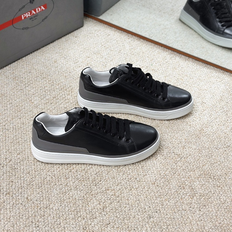 閒置新PRADA 普拉達 黑色全皮系帶休閒鞋 板鞋 品牌英文標識   尺碼35*1-2