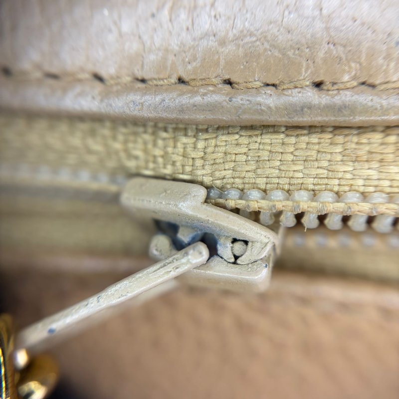 香奈兒 Diana 中號菱格紋鍊條包-22