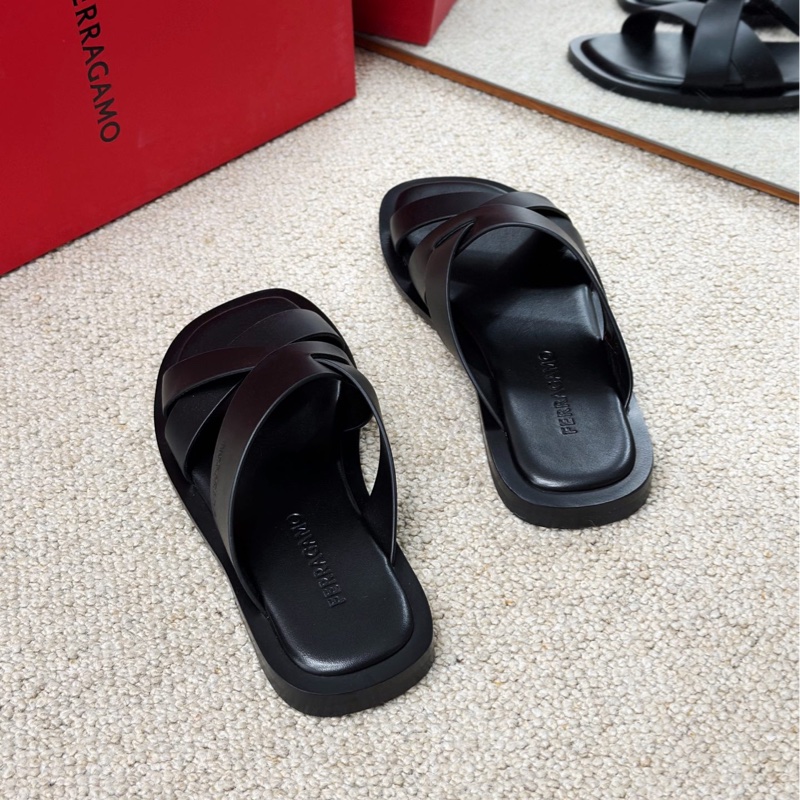閒置新 未使用 Ferragamo 菲拉格慕 黑色休閒拖鞋 涼鞋 763262 尺碼41-3