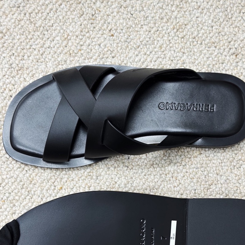 閒置新 未使用 Ferragamo 菲拉格慕 黑色休閒拖鞋 涼鞋 763262 尺碼41-6