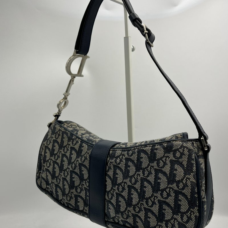 🏷Dior D扣腋下包-5