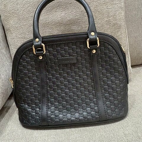 Gucci壓紋兩用貝殼包