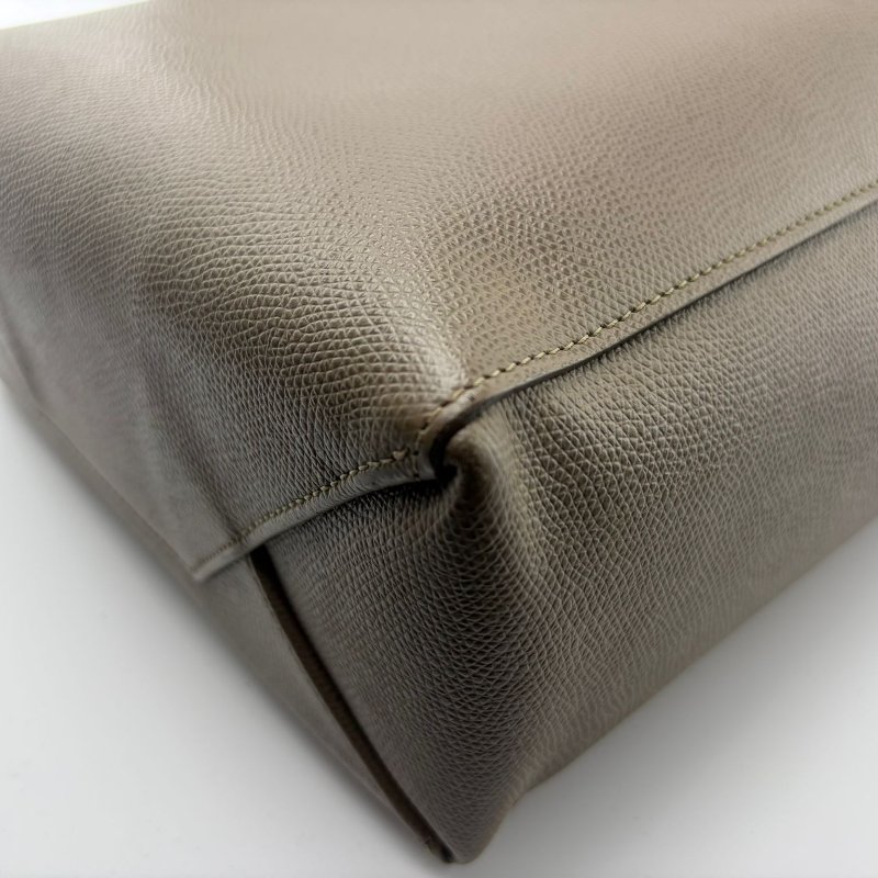 Celine Cabas 小號直式托特包-10