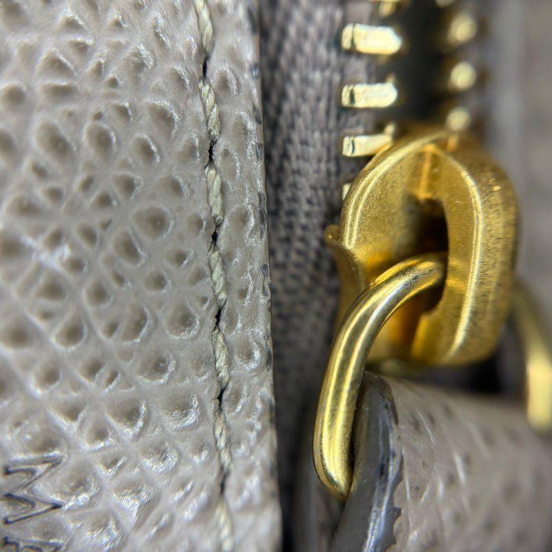 Celine Cabas 小號直式托特包-31