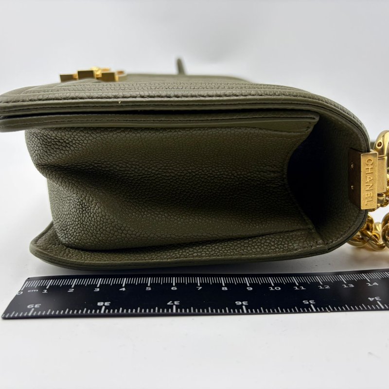 香奈兒 Le Boy Old Medium 菱格紋鍊條包-6