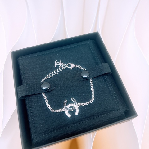 全新 Chanel 25s 黑銀水鑽雙C銀手鏈