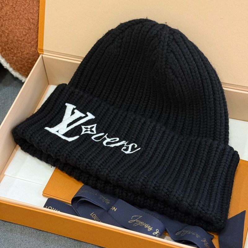 (日本購證🇯🇵全配）Lv 毛帽-0