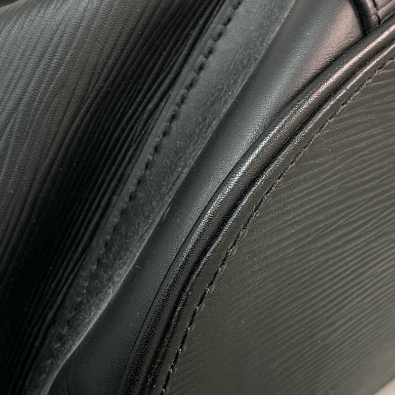 △ Louis Vuitton 路易威登 Black Epi Leather Christopher PM Backpack M50159 黑色水波紋皮革背包 - 257028593-6