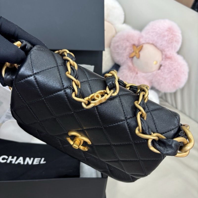 Chanel 24S黑金羊皮腋下單肩包-4