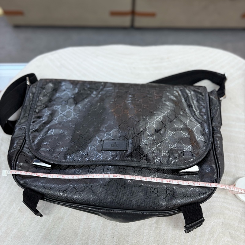 Gucci 古馳 水晶皮 滿印黑色郵差包*男女同款*-6