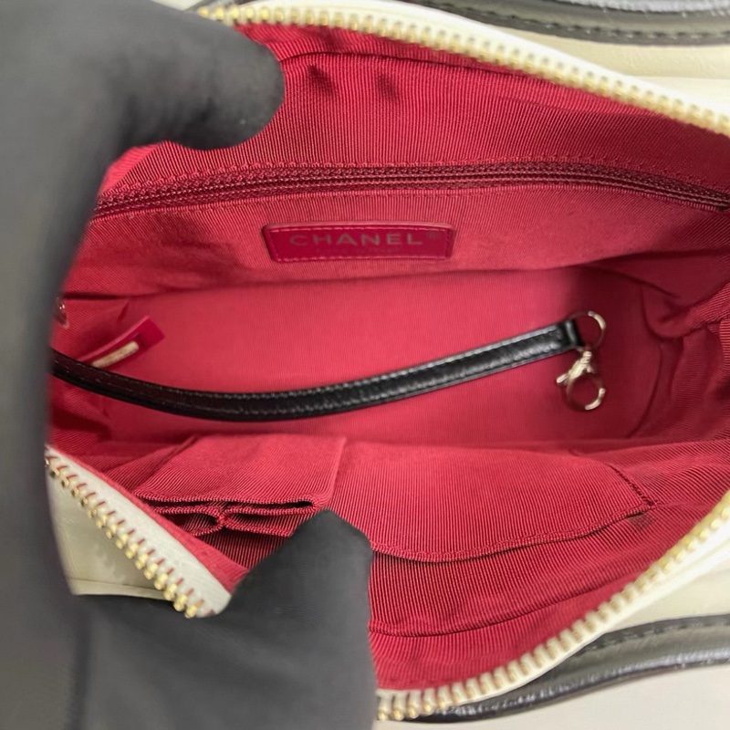 Chanel香奈兒 黑白拼色全皮菱格小號流浪包-5