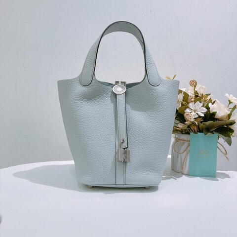 TW4703 Hermes 愛馬仕小號菜籃子手拿包包Picotin 18 TC Blue Pale x PHW