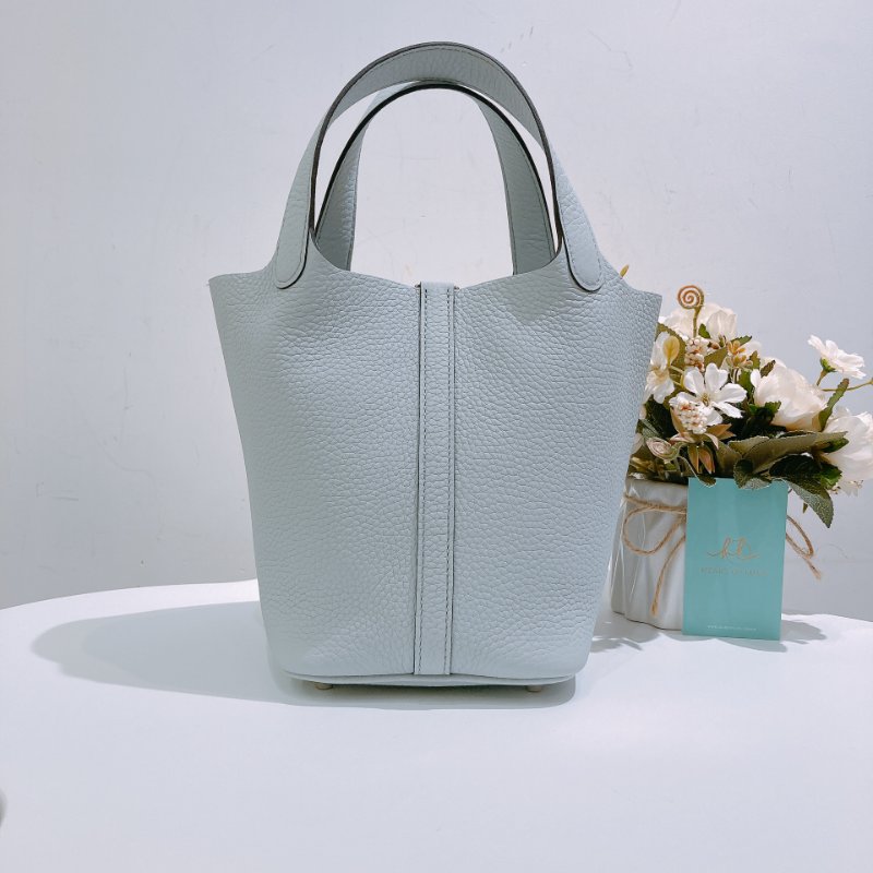 TW4703 Hermes 愛馬仕小號菜籃子手拿包包Picotin 18 TC Blue Pale x PHW-2