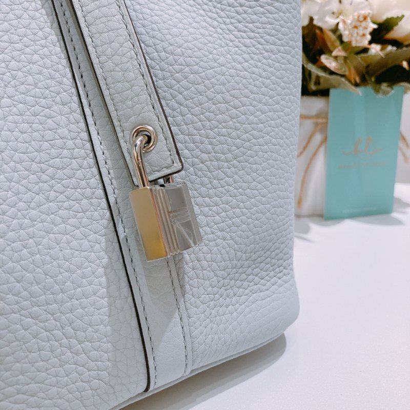 TW4703 Hermes 愛馬仕小號菜籃子手拿包包Picotin 18 TC Blue Pale x PHW-12