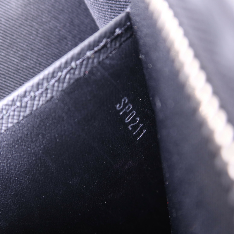 LOUIS VUITTON Damier Graphite Pochette Voyage MM銀扣小袋-6