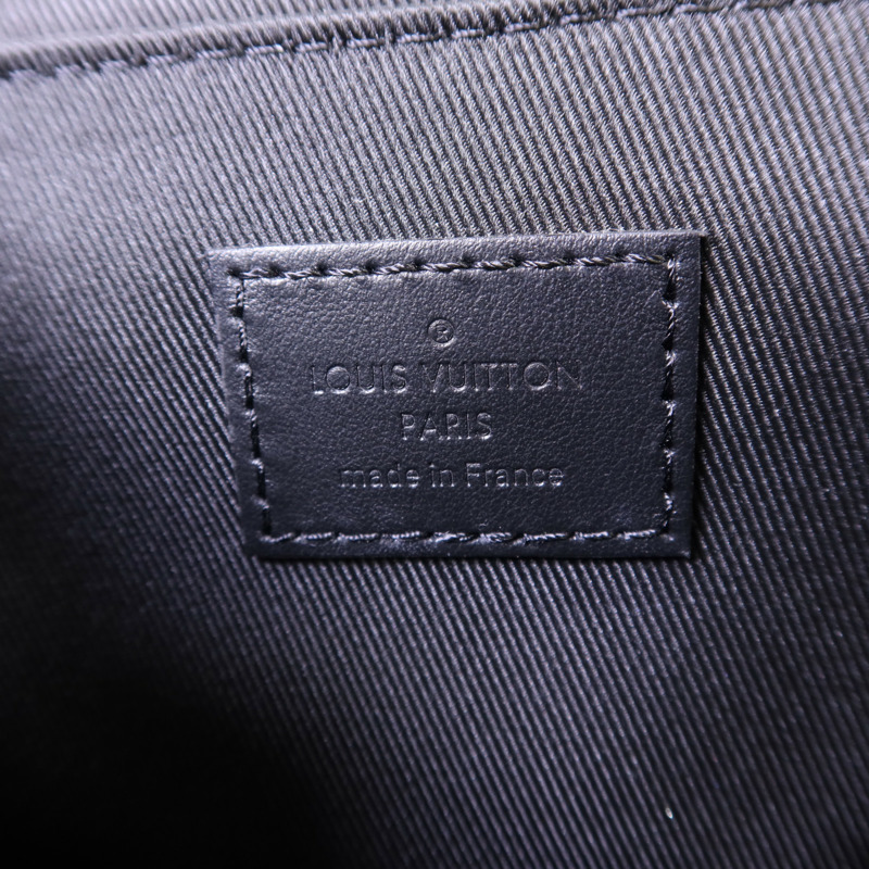 LOUIS VUITTON Monogram Taurillon Nano Steamer肩背袋-6