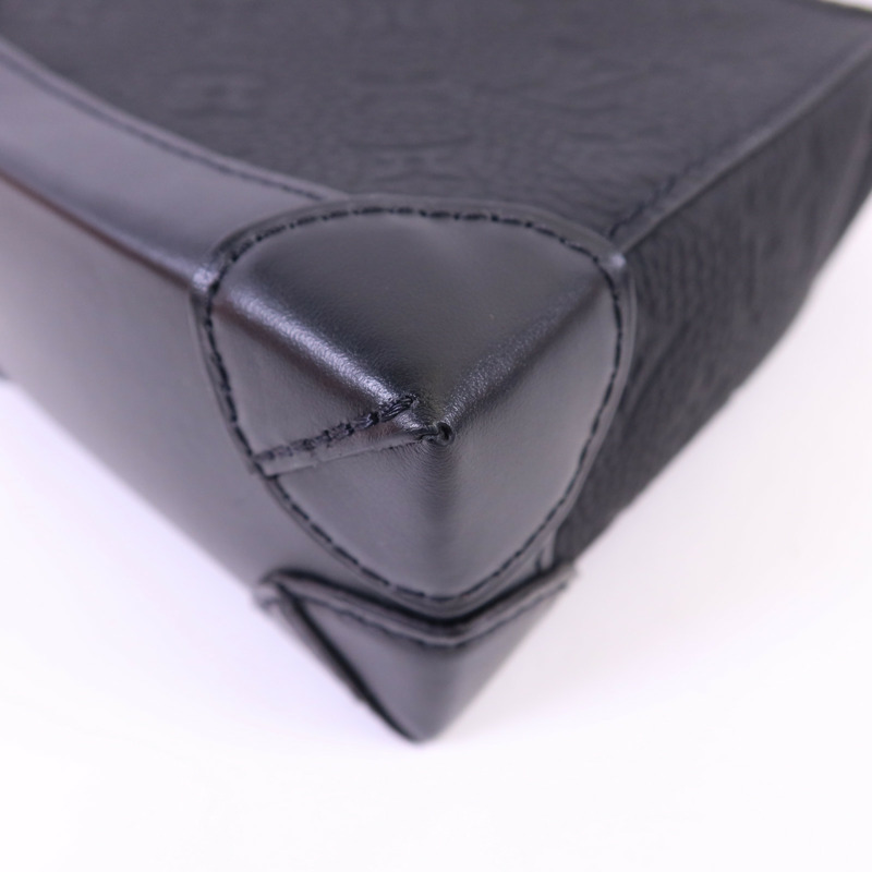 LOUIS VUITTON Monogram Taurillon Nano Steamer肩背袋-11