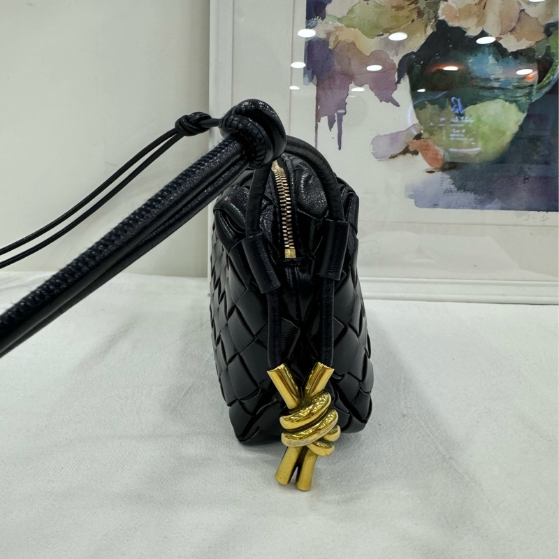 BV/Bottega Veneta葆蝶家 Intrecciato編織拉鍊開合純色 小牛皮 相機包單肩斜挎包 迷你 深藍色 尺寸：17x12cm-3