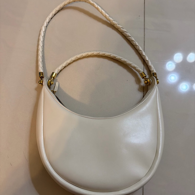 Bottega Veneta BV 白色編織提把半月包-0