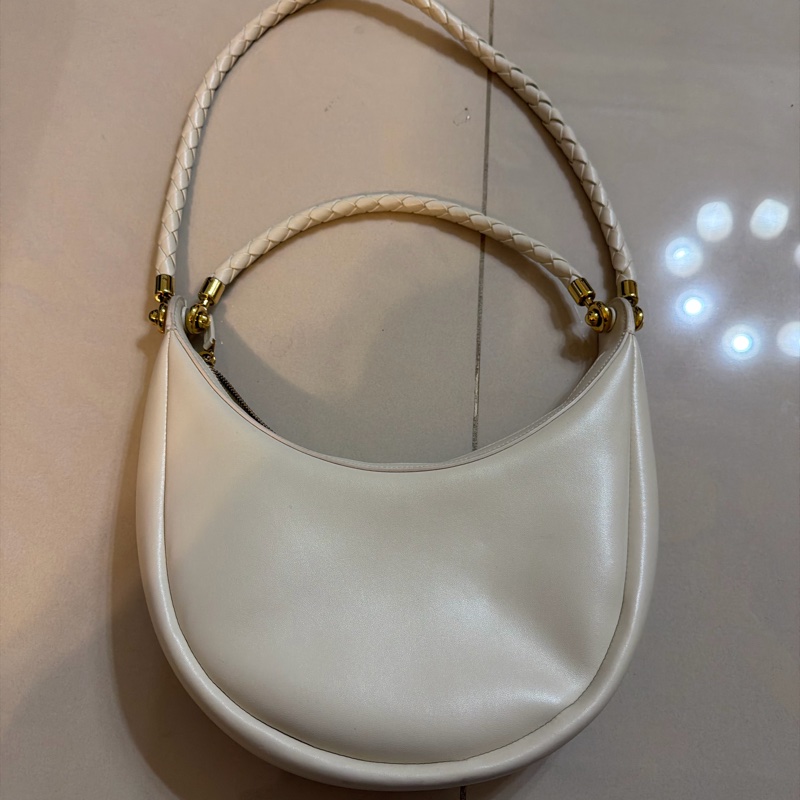 Bottega Veneta BV 白色編織提把半月包-7