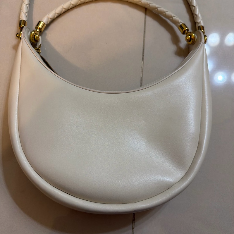 Bottega Veneta BV 白色編織提把半月包-8