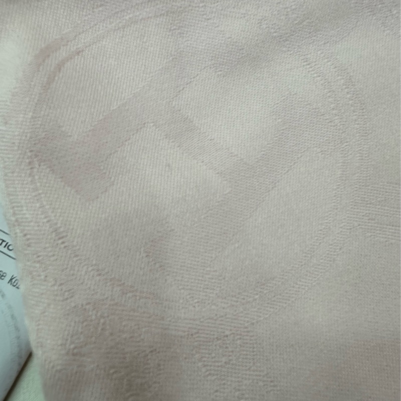 愛馬仕 粉紅藏書章暗提花羊絨圍巾210*75-1