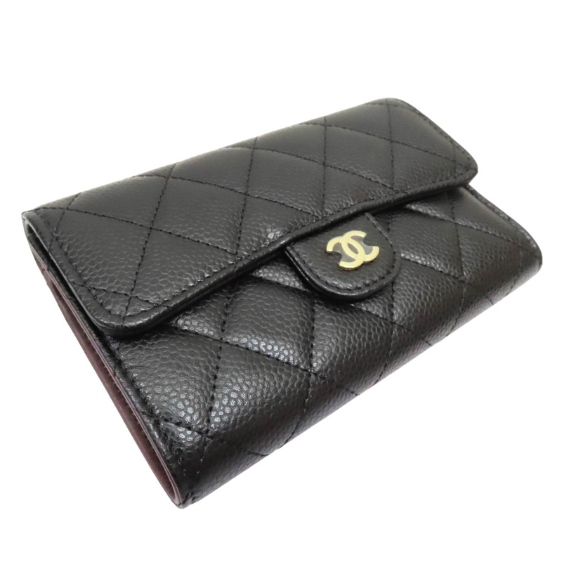 黑色 菱格紋 荔枝牛皮 經典口蓋 三摺 扣式皮夾 金扣【CHANEL 香奈兒】 AP0232-2