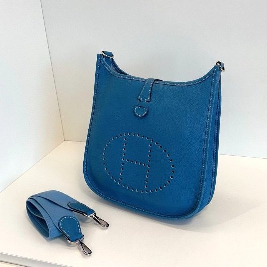 Hermes愛馬仕 牛仔藍銀扣Evelyne29 肩背包-2