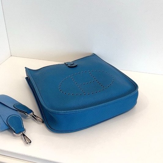 Hermes愛馬仕 牛仔藍銀扣Evelyne29 肩背包-4