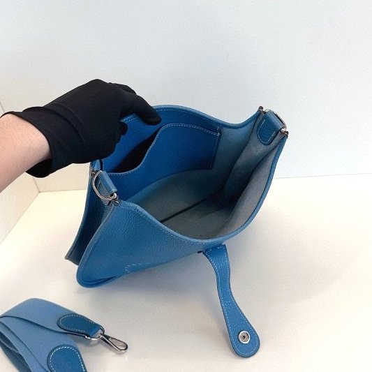 Hermes愛馬仕 牛仔藍銀扣Evelyne29 肩背包-8