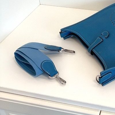 Hermes愛馬仕 牛仔藍銀扣Evelyne29 肩背包-9