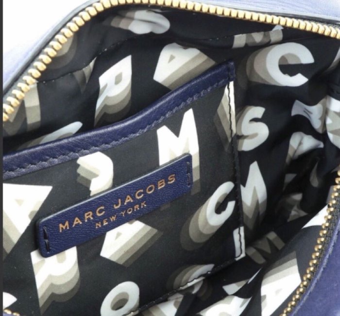 Marc by Marc Jacobs 美國購回 深藍金扣 全新 相機包-4