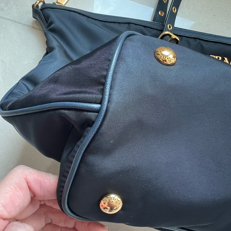 Prada 尼龍包 肩背 斜背 公事 媽媽包 均可 附斜背背帶-10