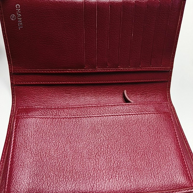 CHANEL紅色牛皮壓紋錢包銀色五金13開-6