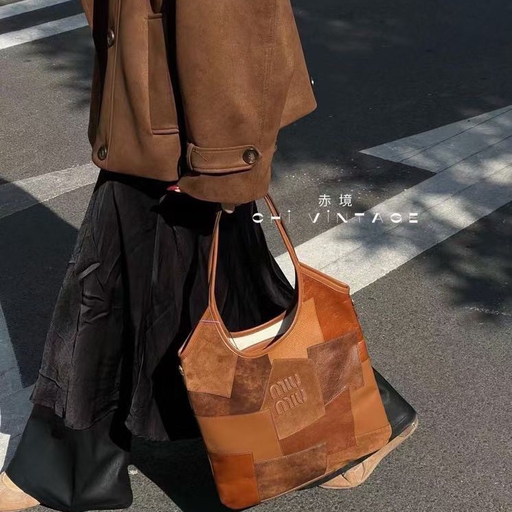 Miu Miu Ivy 皮革拼縫手袋 干邑色-3