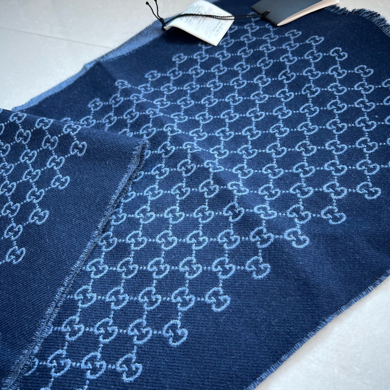 GUCCI 全新 雙色 羊毛 圍巾 深藍/寶寶藍雙色 附吊牌-3