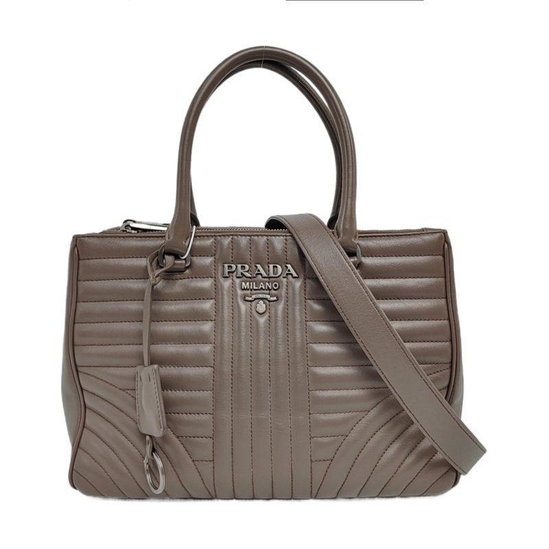 PRADA Diagramme大象灰牛皮絎縫單肩包釘色五金可拆卸肩帶-0
