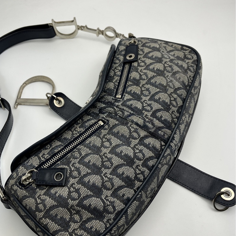 🏷️ Dior 肩背包-6