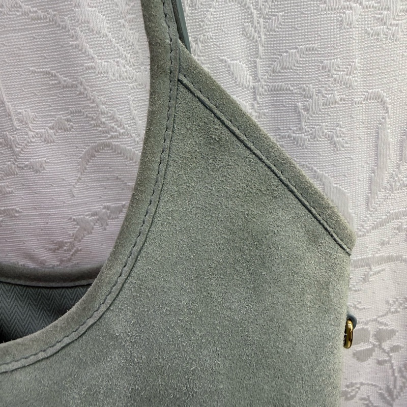 Miu Miu Ivy Tote Bag-9