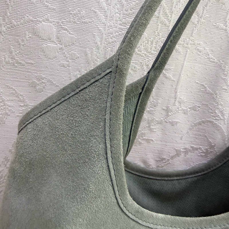 Miu Miu Ivy Tote Bag-10