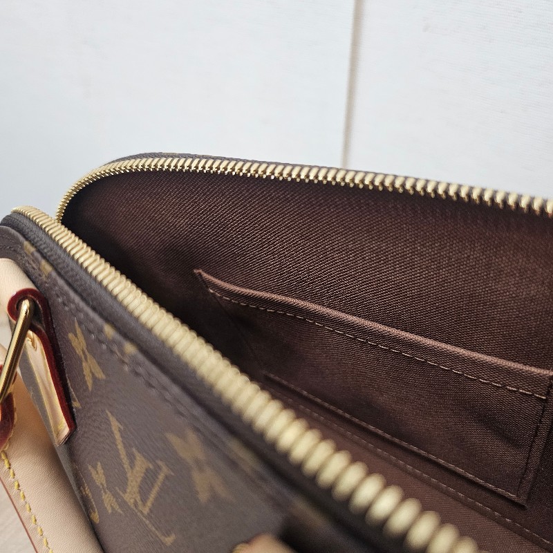 [ 經典款新年福利🧧] LV老花AlmaBB金釦手提斜背貝殼包-19