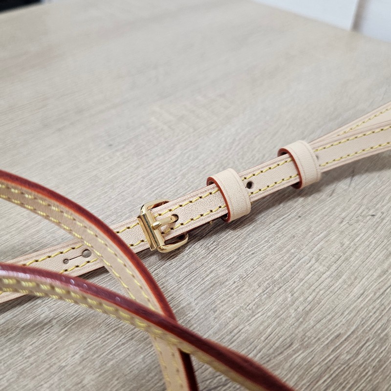 [ 經典款新年福利🧧] LV老花AlmaBB金釦手提斜背貝殼包-24